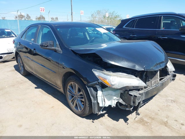 Salvage Toyota Camry Image