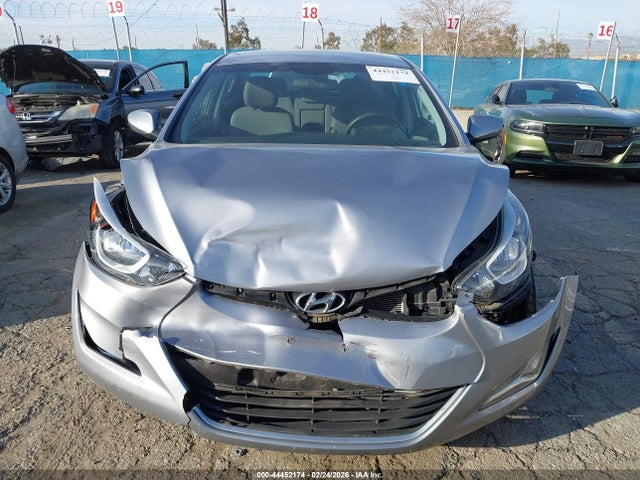 Hyundai ELANTRA Se