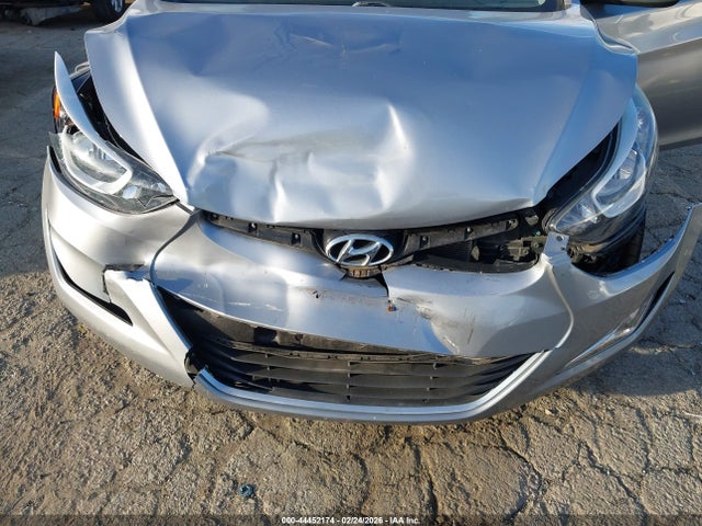 Hyundai ELANTRA Se