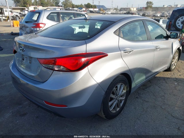 Hyundai ELANTRA Se