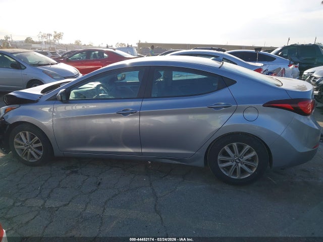 Hyundai ELANTRA Se