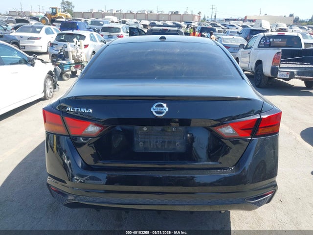 Nissan Altima S Fwd