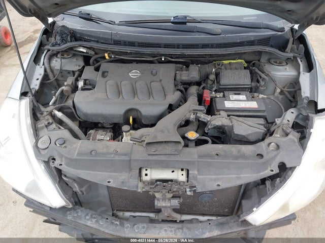 Nissan Versa 1.8s