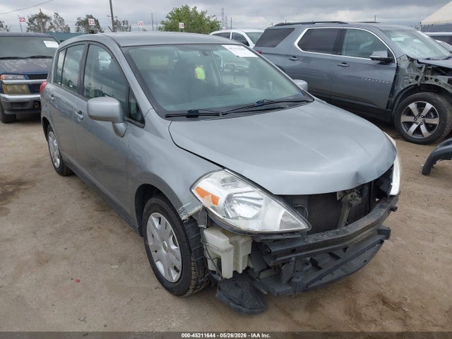 Salvage Nissan Versa Image