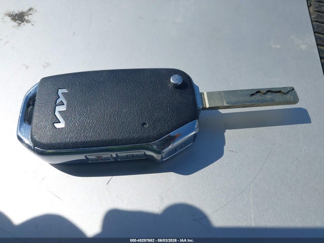 Kia Niro Lx