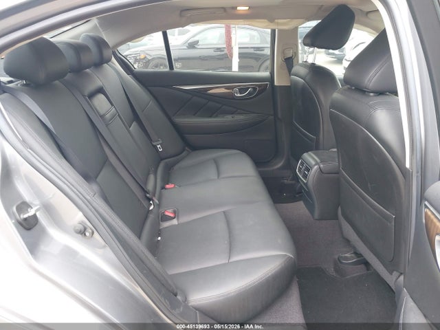 INFINITI Q50 3.0t Luxe
