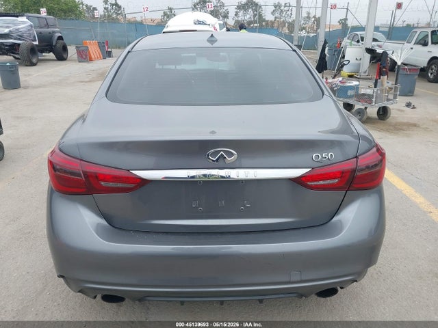 INFINITI Q50 3.0t Luxe