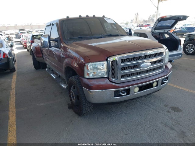 Salvage Ford F-350 Image