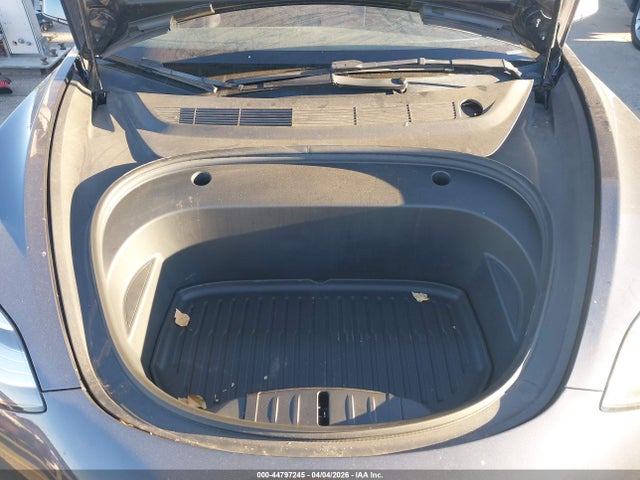 Tesla Model 3 Rear-wheel Drive