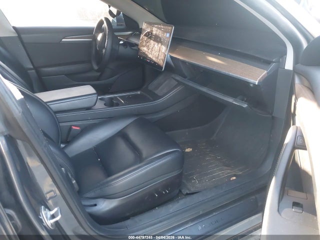 Tesla Model 3 Rear-wheel Drive
