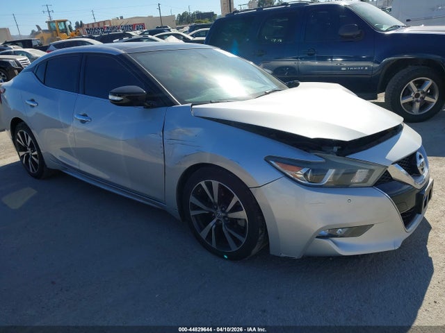 Salvage Nissan Maxima Image