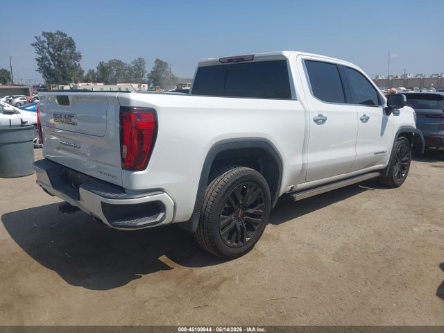 GMC Sierra 1500 4wd  Short Box Denali