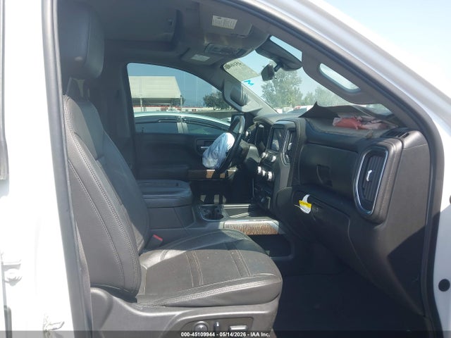 GMC Sierra 1500 4wd  Short Box Denali