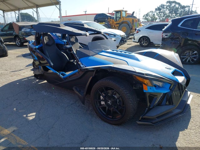 Salvage Polaris Slingshot Image