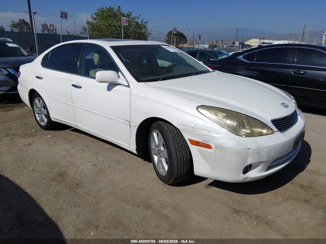 Salvage Lexus Es Image