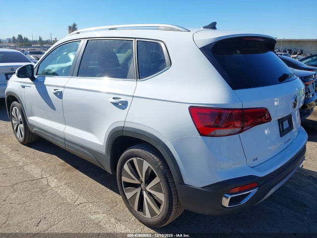Volkswagen Taos 1.5t Se