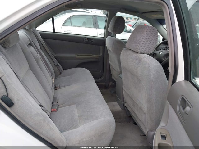 Toyota Camry Le