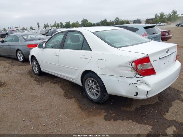 Toyota Camry Le