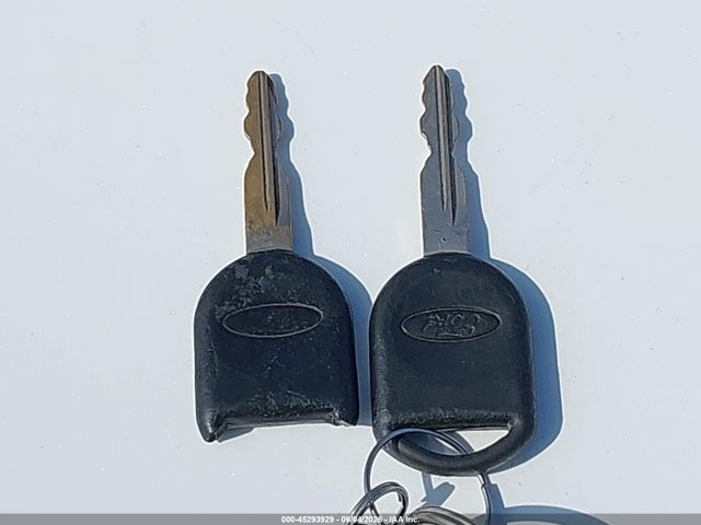 Ford Taurus Se