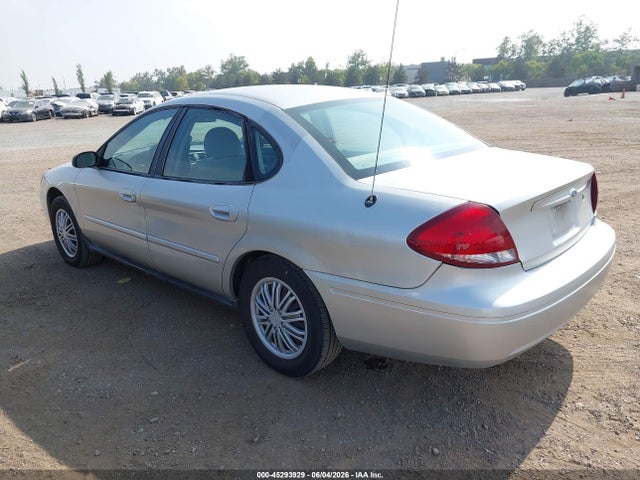 Ford Taurus Se