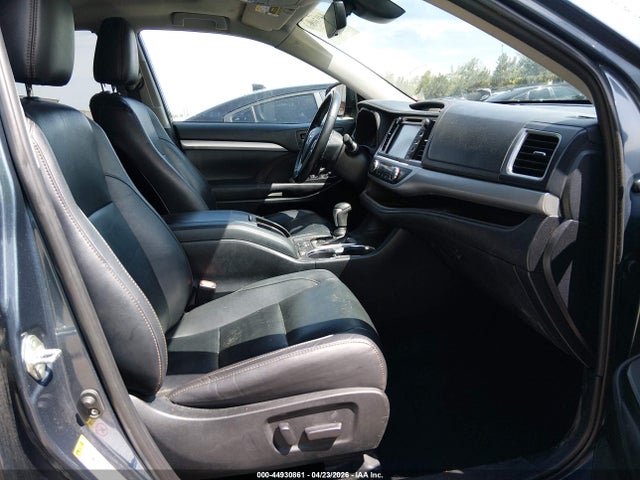 Toyota Highlander Xle