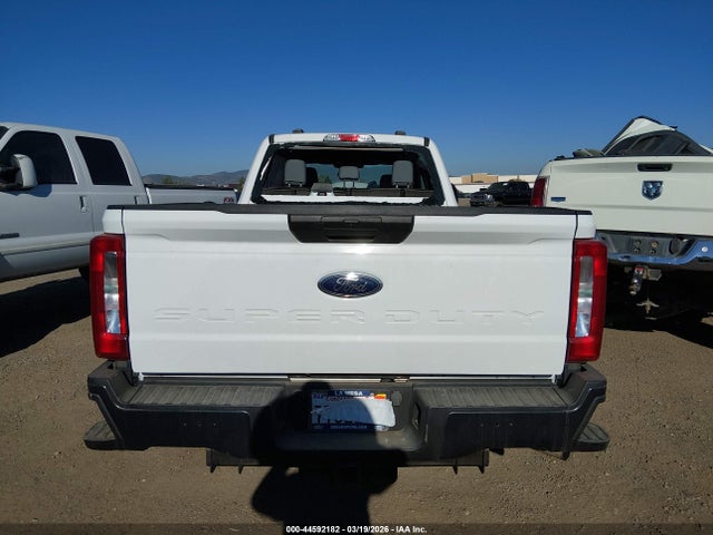 Ford F-350 Xl
