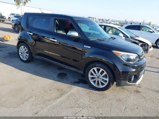 Salvage Kia Soul Image
