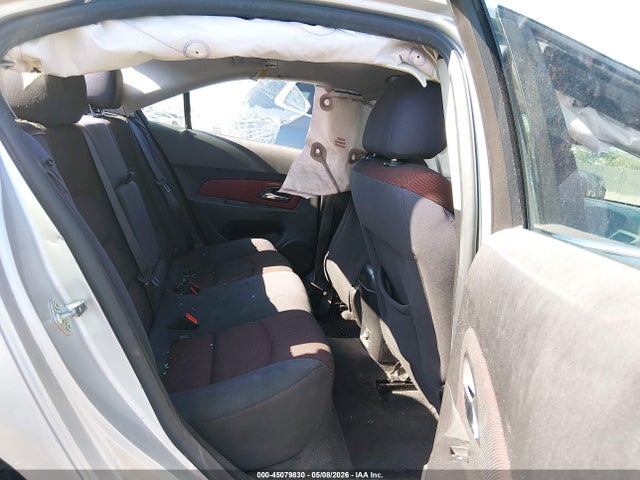 Chevrolet Cruze 1lt Auto