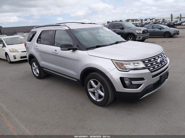 Salvage Ford Explorer Image