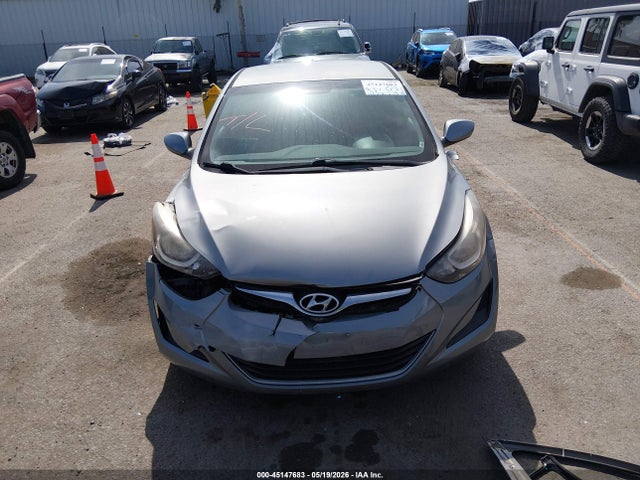 Hyundai ELANTRA Se