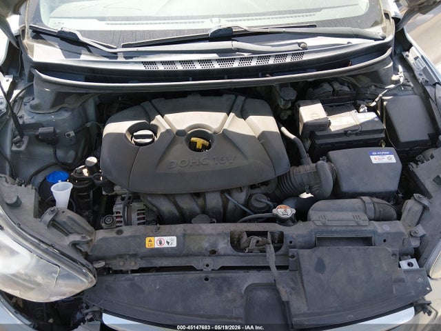 Hyundai ELANTRA Se