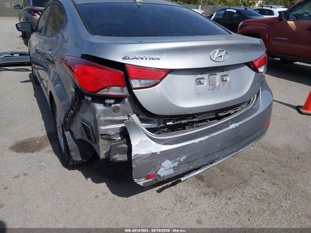 Hyundai ELANTRA Se