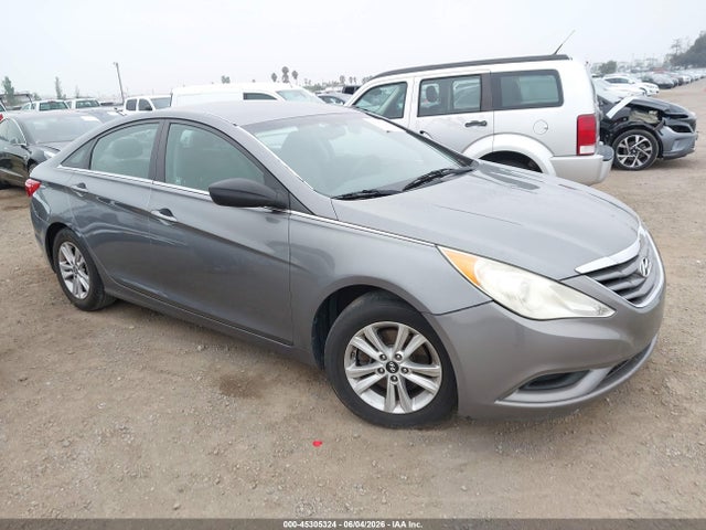 Salvage Hyundai SONATA Image