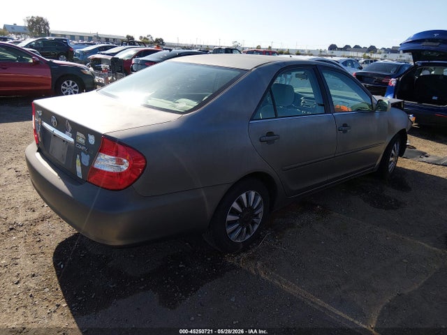 Toyota Camry Le
