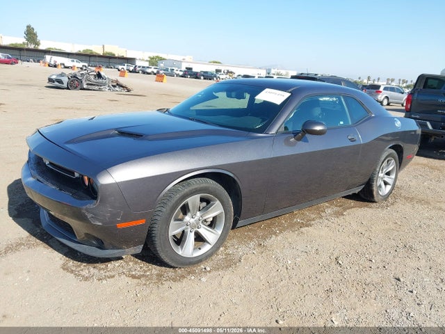 Dodge Challenger Sxt