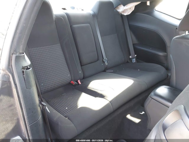 Dodge Challenger Sxt