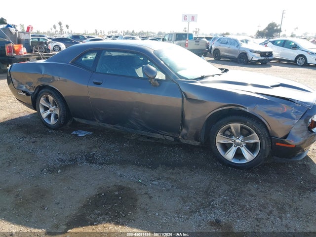 Dodge Challenger Sxt