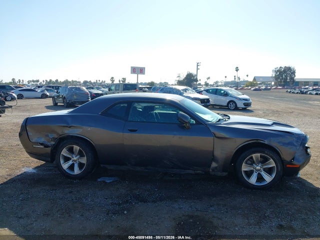 Dodge Challenger Sxt
