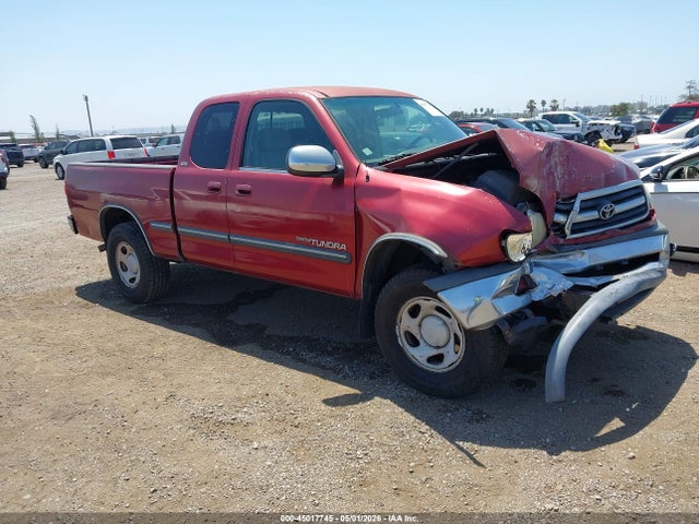 Salvage Toyota Tundra Image