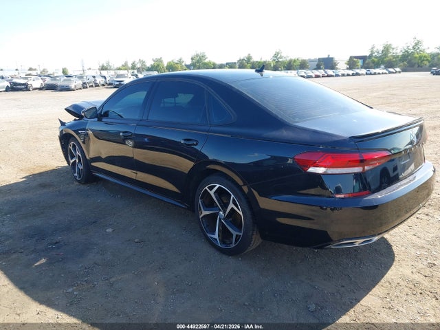 Volkswagen Passat 2.0t R-line