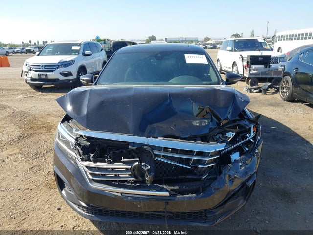 Volkswagen Passat 2.0t R-line