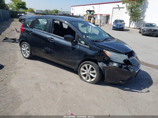 Salvage Nissan Versa Image