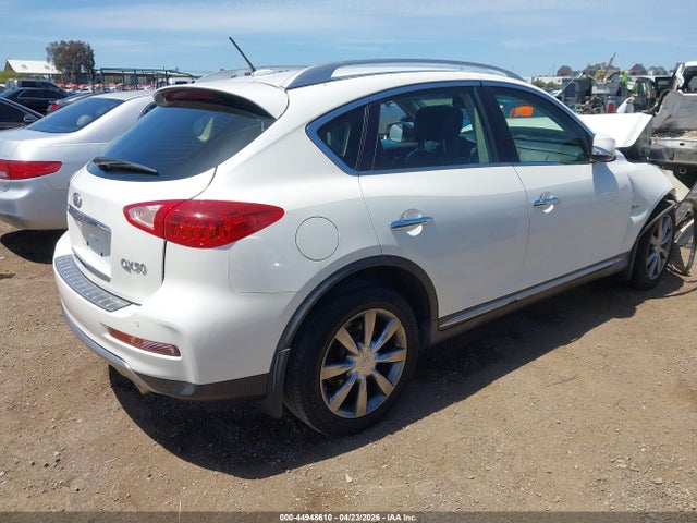 INFINITI Qx