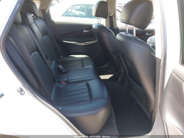 INFINITI Qx