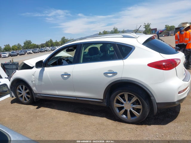 INFINITI Qx