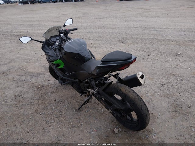 Kawasaki Ex400