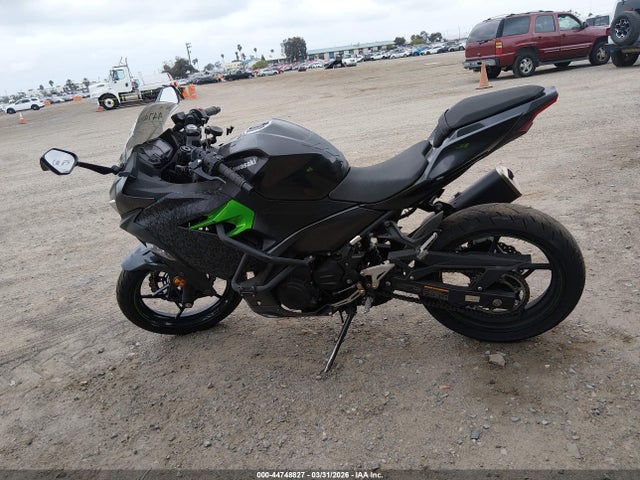 Kawasaki Ex400