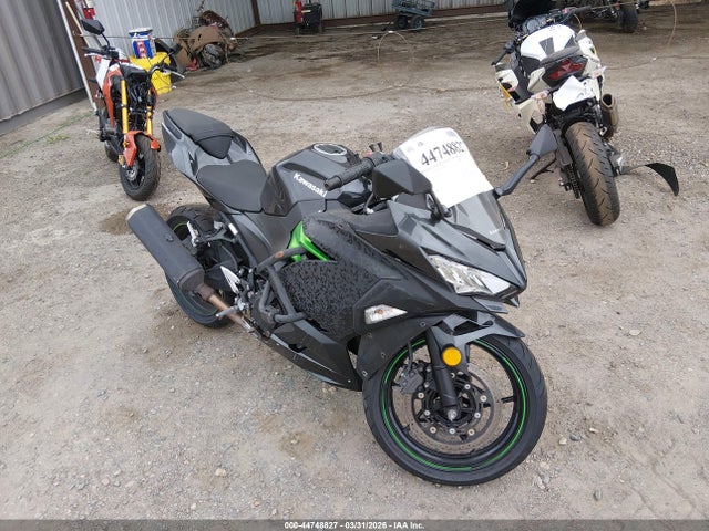 Salvage Kawasaki Ex400 Image