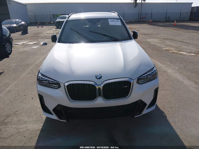 BMW X Series M40i
