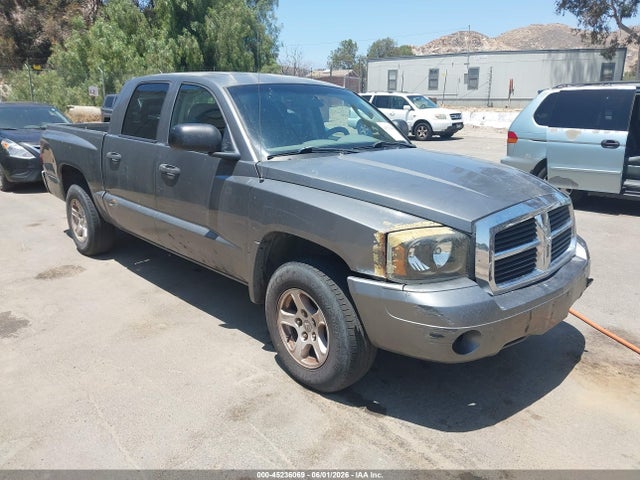 Salvage Dodge Dakota Image